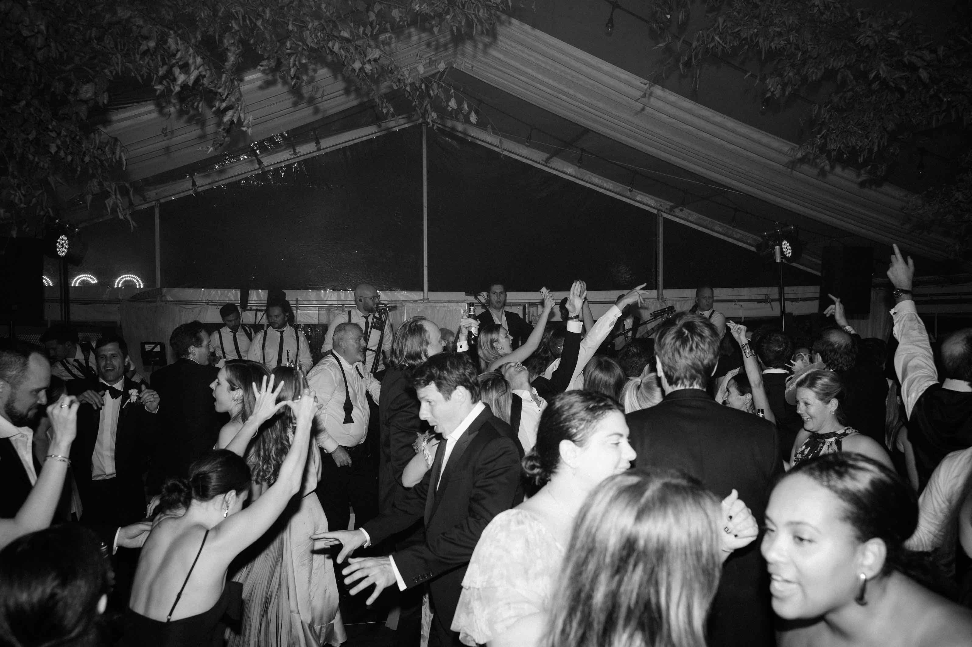 Katie & Cal's wedding - full crowd on the dance floor