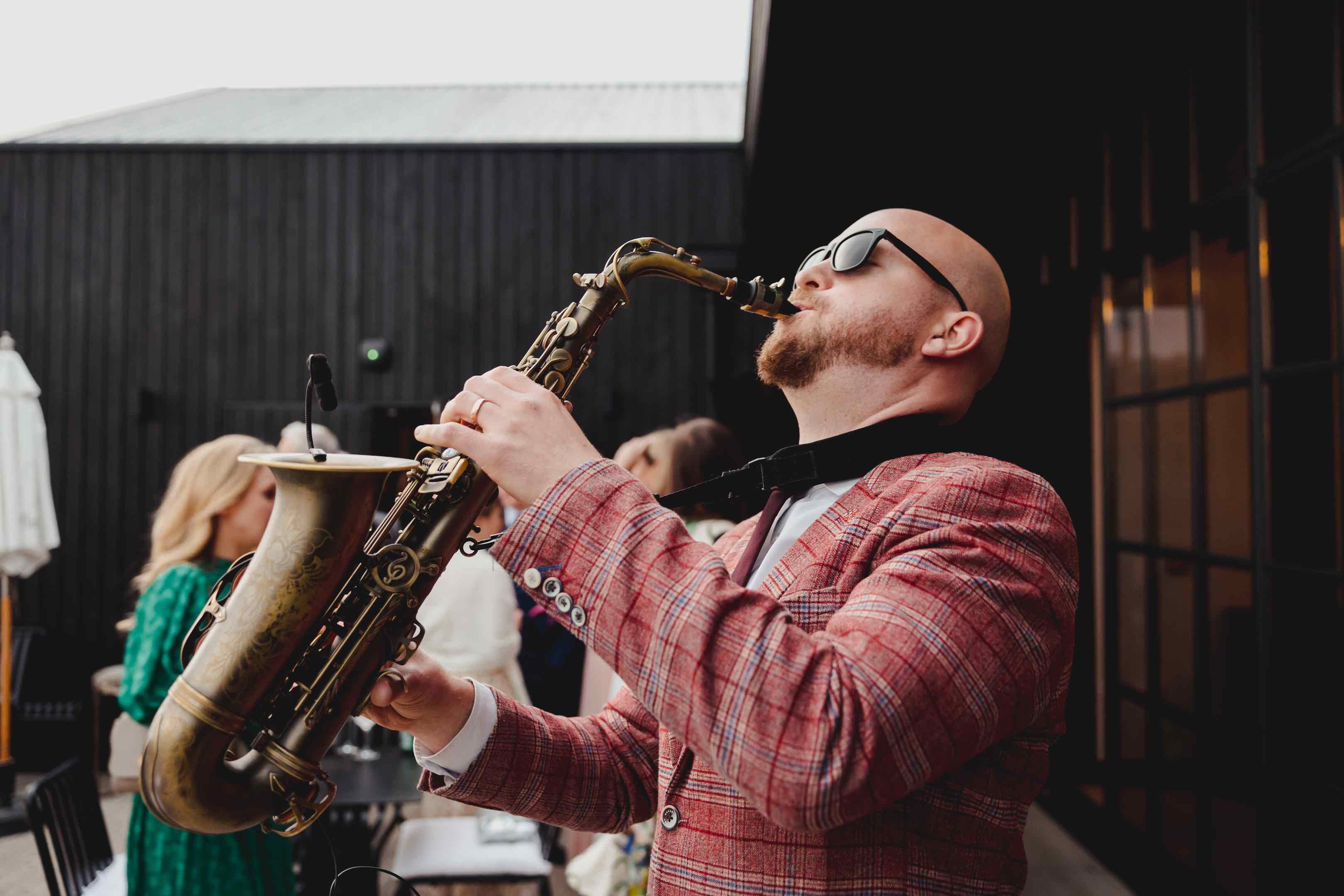 Georgie & Ben's wedding - DJ live sax