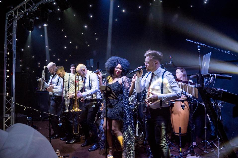 Book the best wedding and party band in London (small)