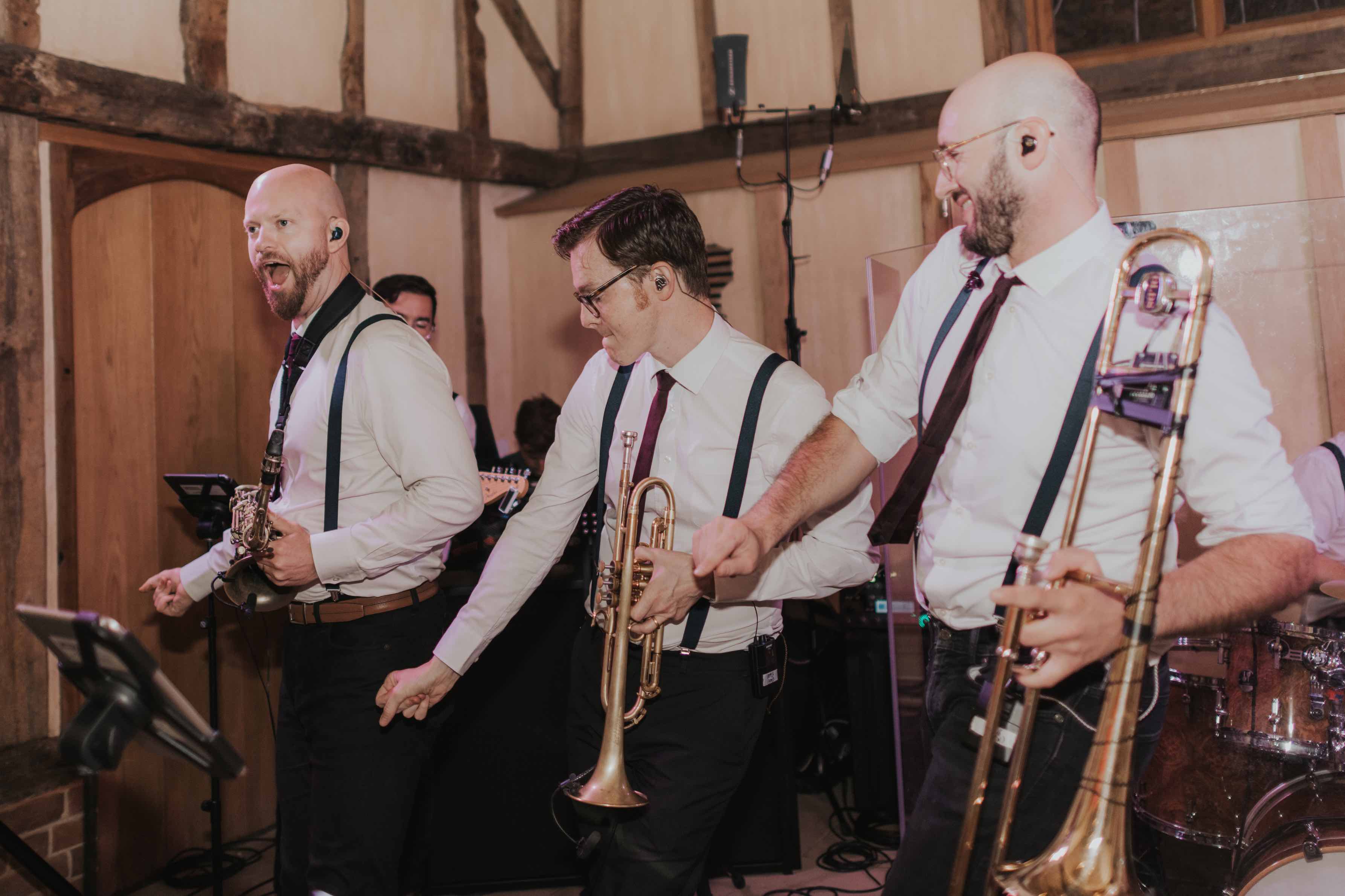 Lauren & Craig's wedding - horns dancing